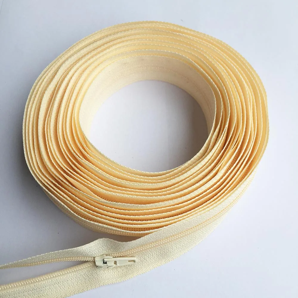 High-Quality Nylon Zipper Roll with Sliders for DIY Sewing and Accessories