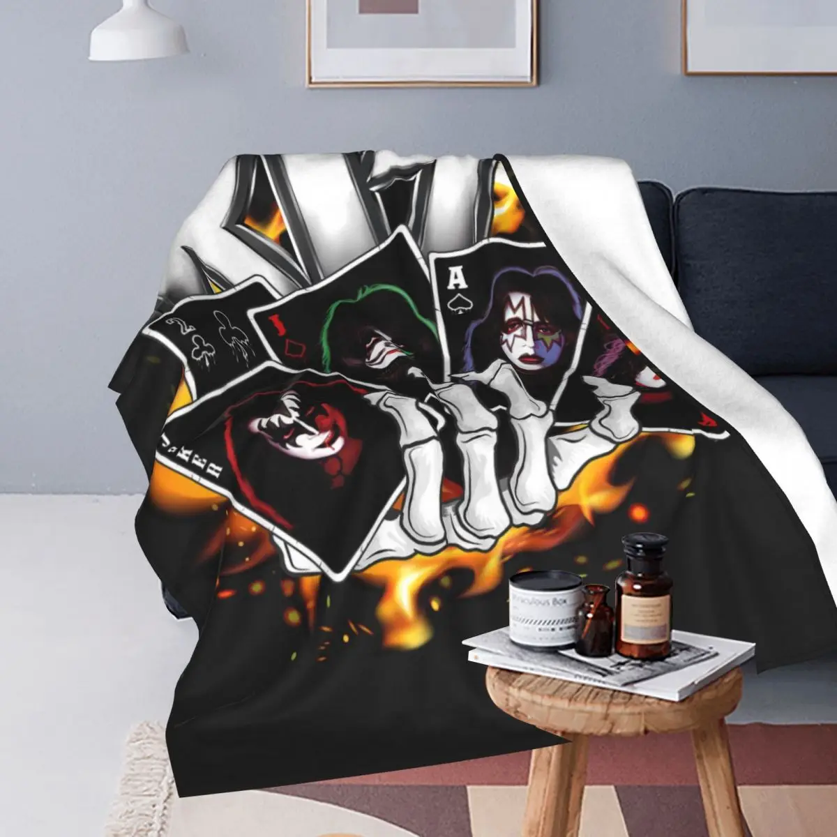 KISS ī�� ���� �ö��� ���, �ε巴�� ������ �ִ� ��ǰ�� ���� ��� ������ ���, �ܿ� ���� ���� ħ��, �׷��� ħ�뺸