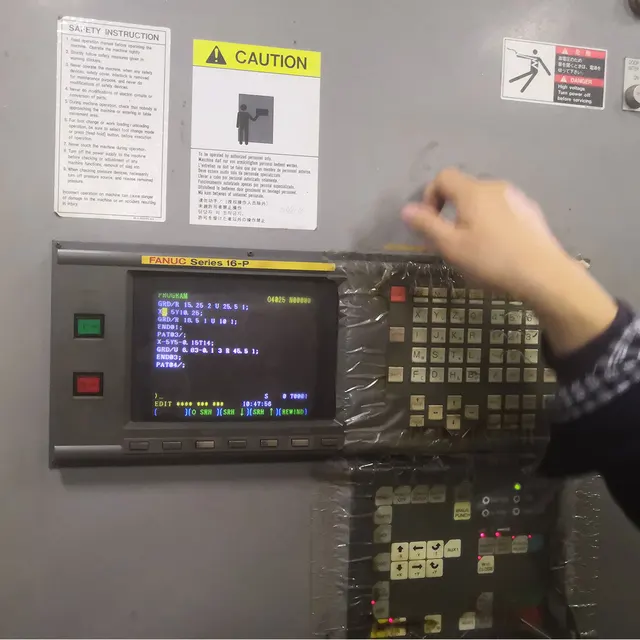 ファンキュックcrtディスプレイの産業用液晶モニターの交換