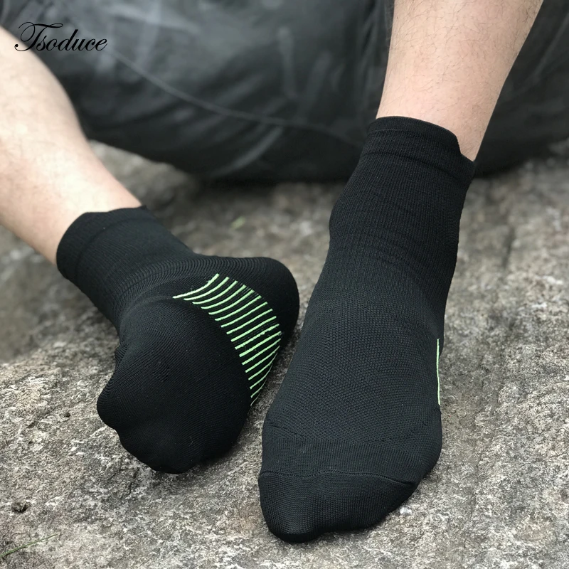 Running Socks Basketball Socks Summer Sport Socks Anti-sweat Unisex Women Men Short Tube Breathable Socks Outdoor Running Basketball Soccer Fitness Ankle