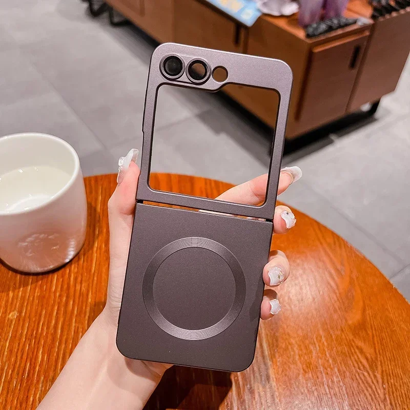 Slim Magnetic Shockproof TPU Case with Lens Protection, Compatible with Magsafe