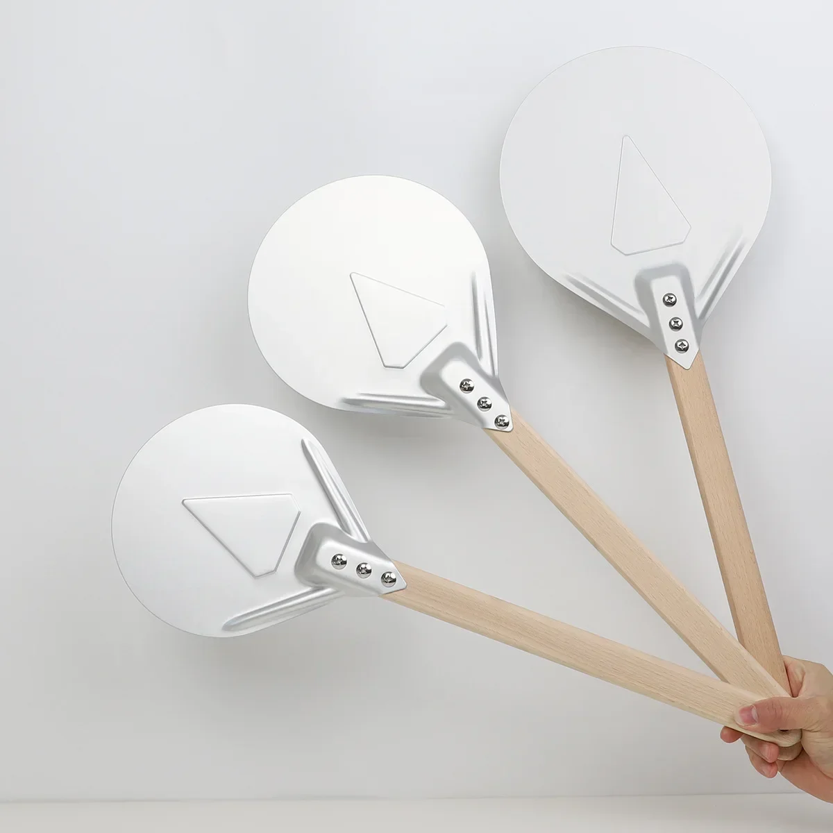 Pizza Peel Turning Small Pizza Tool Non Slip wooden Handle 7 8 9 inch Perforated Shovel Aluminum