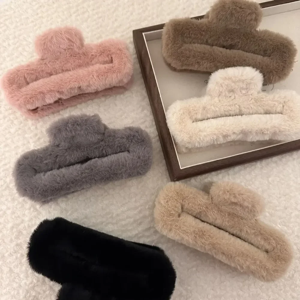Pastel Square Fur Hair Claw Clip - 11cm Large Hollow Rectangular Hairpin for Women, Plush Shark Grip Hair Accessories