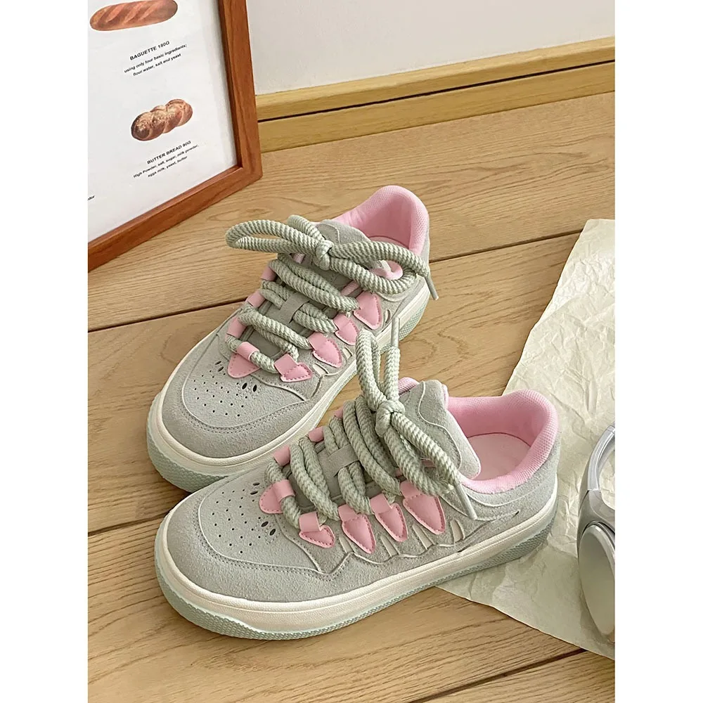 2024 Ins Trendy Customized Thick Sole Retro Women's Sports Shoes Mixed Colors Lacing Comfortable Top Women's Casual Shoes 24-164