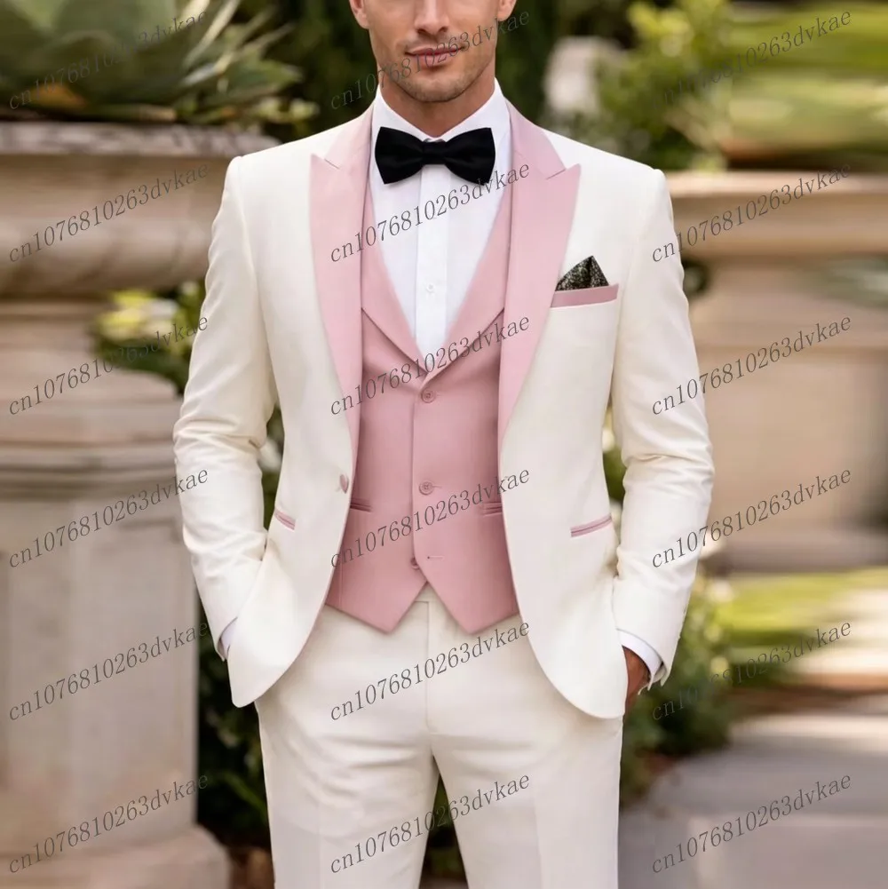 Costume homme blanc et rose pour mariage