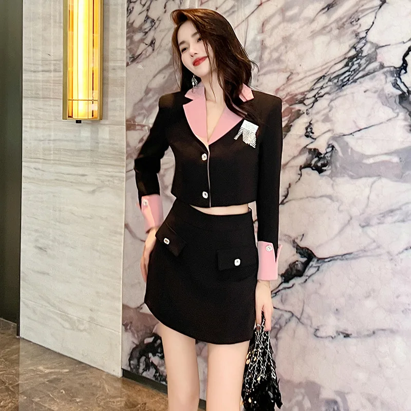 

2023 Autumn and Winter New Women's Wear Design Sense Contrast Color Suit Short Outer Cover and Hip Dress Fashion 50488