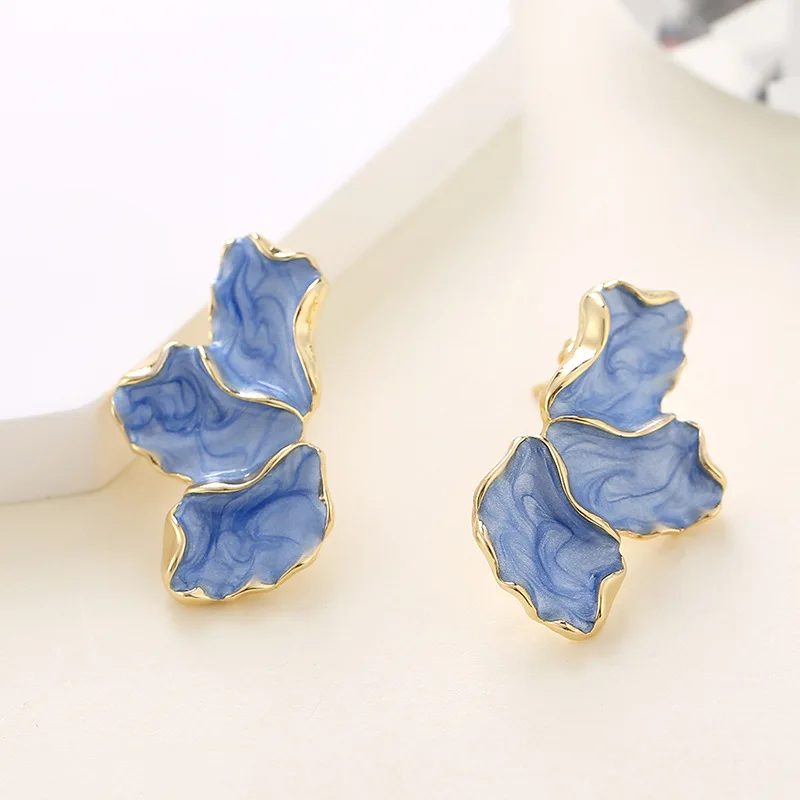 Fashion Forest Maple Leaf Dripping Oil Flower Earrings Sweet Temperament Light Luxury Colorful Petal Earrings-1198