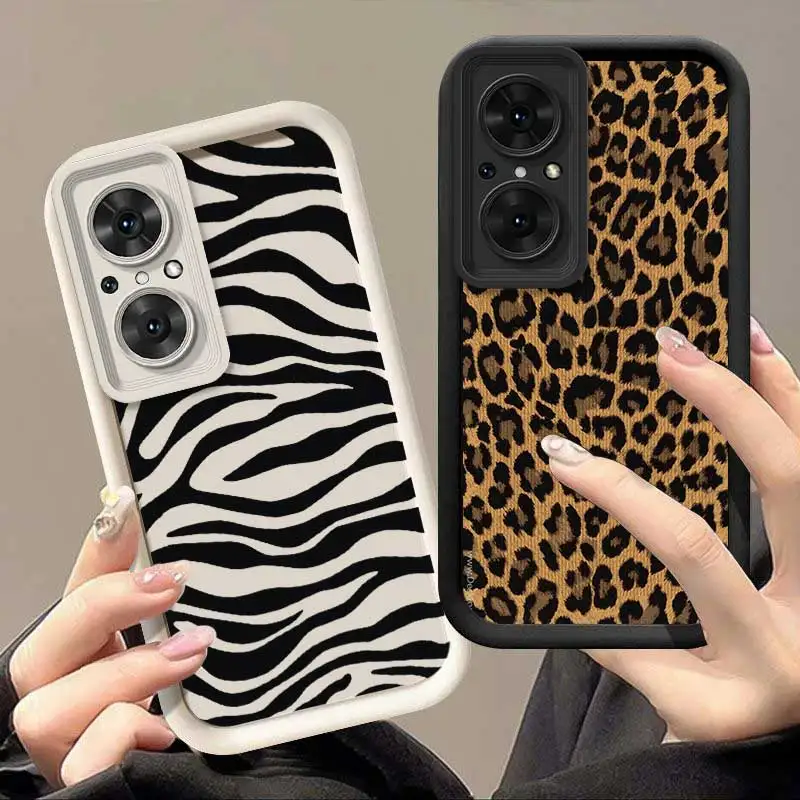 Leopard Elegance Sky Eye Ladder Phone Case Cover