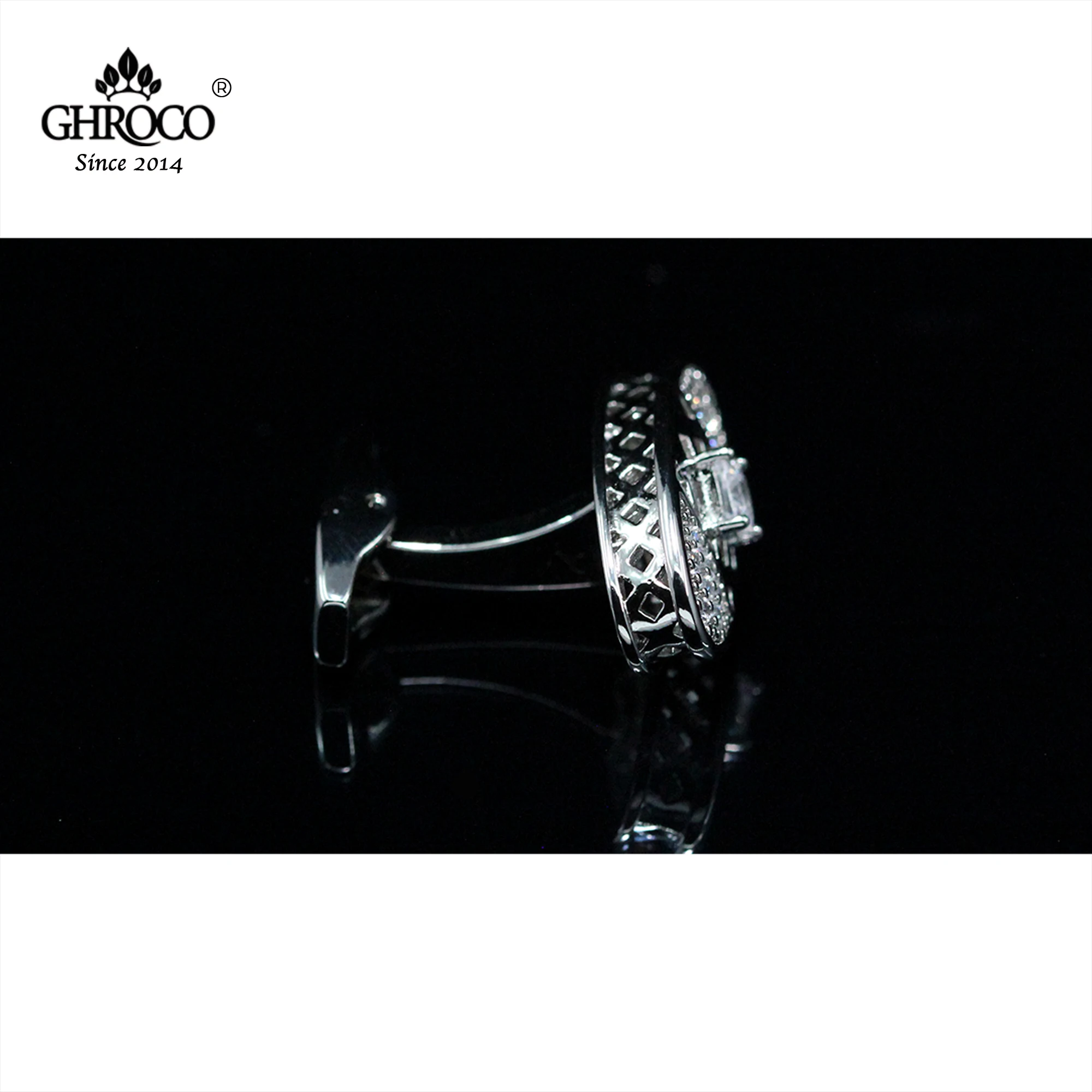 GHROCO High-Quality Exquisite Oval Shaped Zircon Classic French Shirt Cufflinks Fashion Luxury Gift for Business Men and Wedding