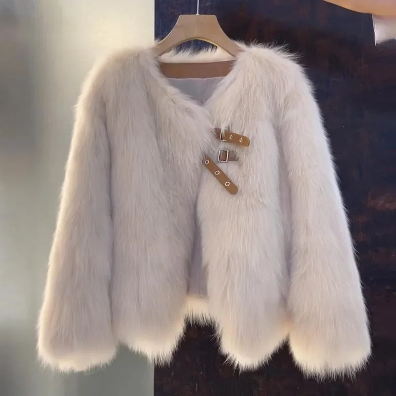Wearing a Fur Coat For External Wear Short Style 2024 Autumn/Winter New Loose Versatile Haining Fur Small Fragrant Style Buckle8