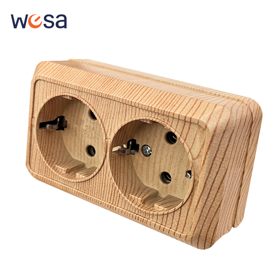 Wood Wall Mounted Power Sockets EU Standard Electrical Outlets Paint Plastic Classic With Ground Flame Retardant Plugs Socket