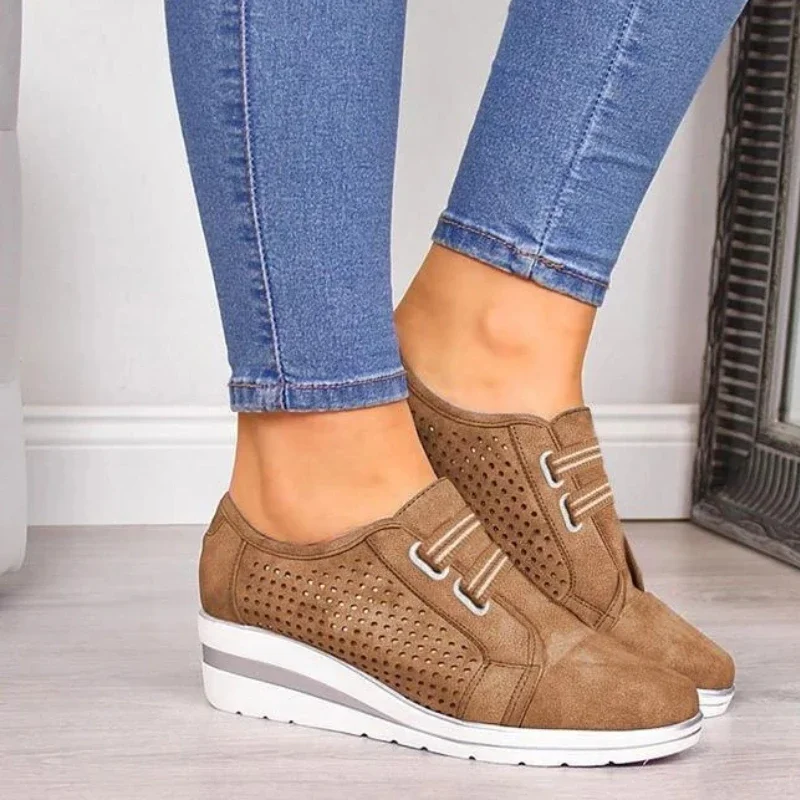

2023 Flock New High Heel Lady Casual Women Sneakers Leisure Platform Shoes Breathable Height Increasing Shoes Women Flats
