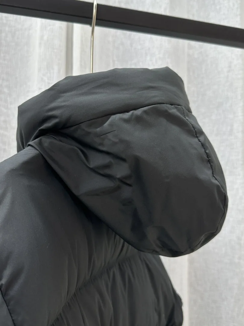 Down jacket long section stand-up collar Slim version adjustable hem design warm and comfortable 2023 winter new 1021