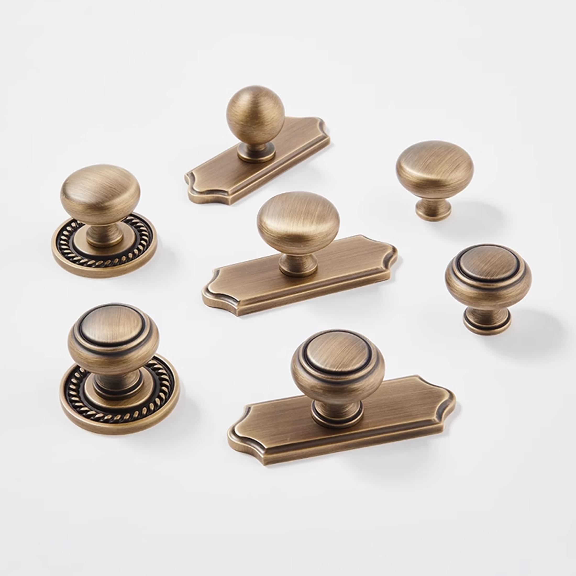 Description Picture 4 of itemAntique Bronze Cabinet Handles With Backplate Solid Brass Vintage Wardrobe Pulls Kitchen Cupboard Door Knobs Furniture Handle