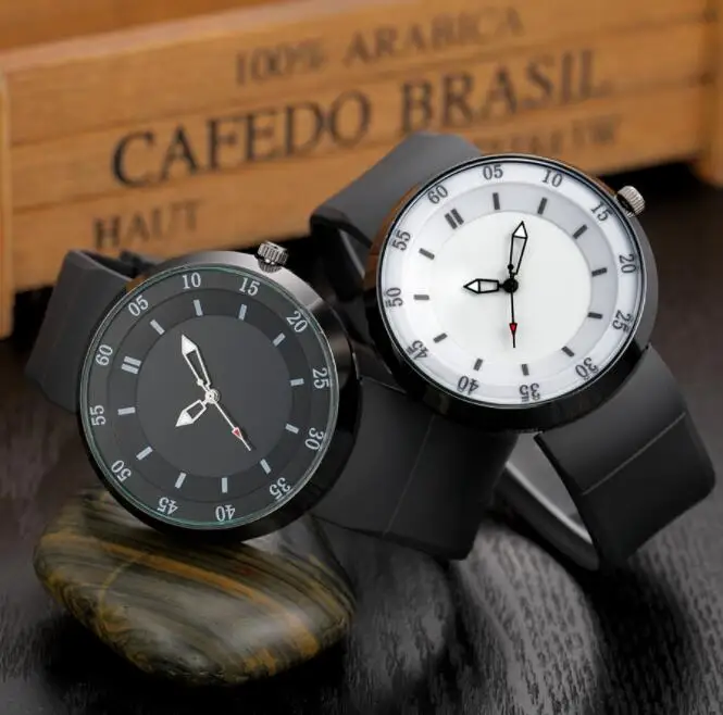 

New Fashion Women Men Quartz Watch Mens Women Watches Luxury Classic Retro Big diamond Wristwatches