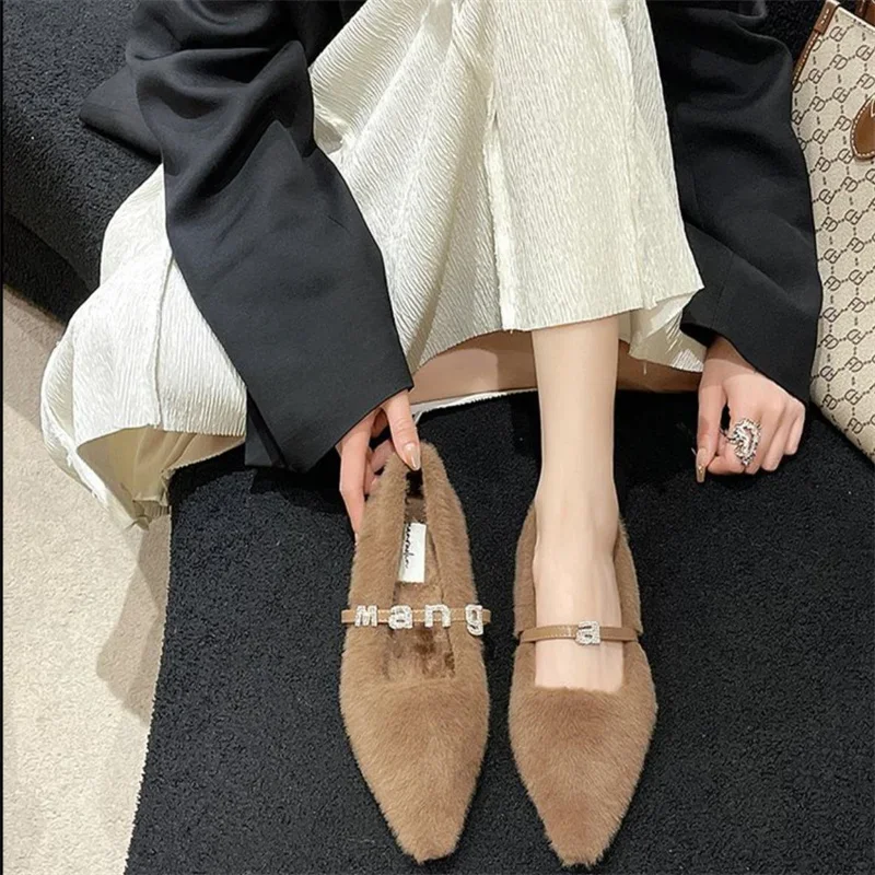 Pointed plush shoes for women wearing French style gentle flat bottomed plush single shoes