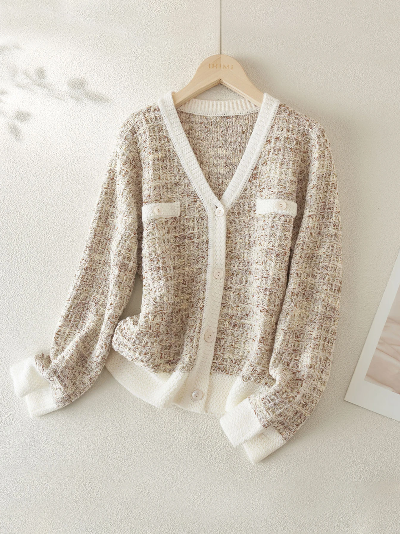 2024 Autumn New Women's Jackets  Korean Style V-neck Flower Yarn Knitted Cardigan Elegant Sensible Versatile Short Jacket