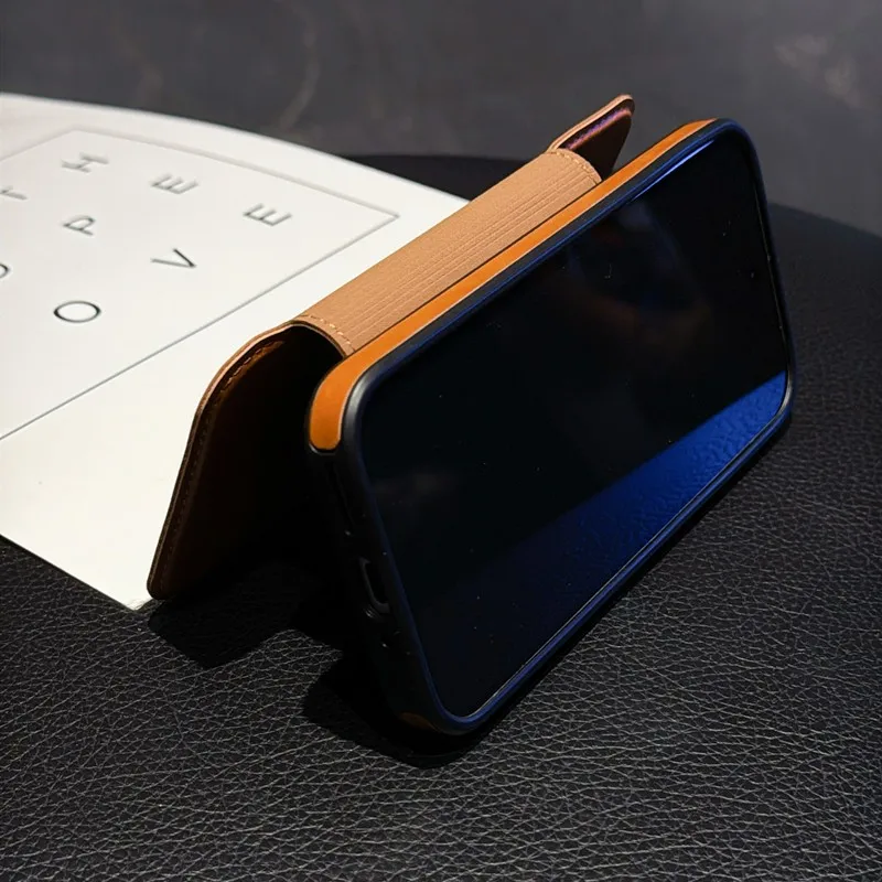 Wireless Charging Retro Leather Flip Wallet Case with Card Slots and Magnetic Closure