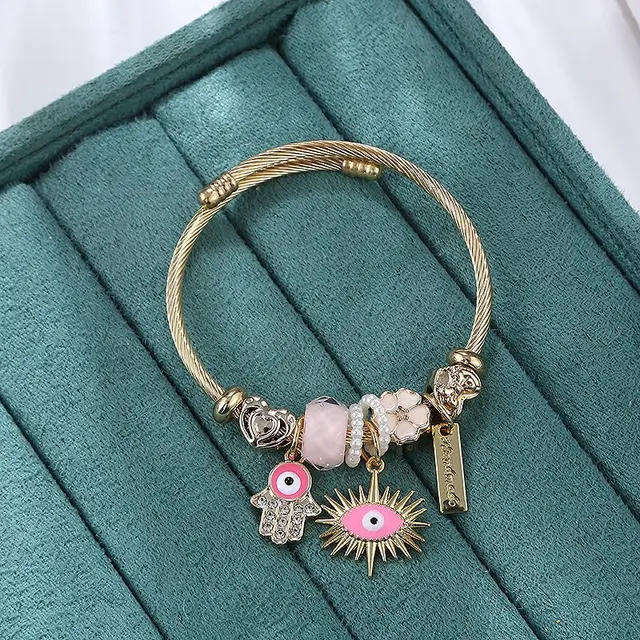 Share 205+ charm bracelets prouds