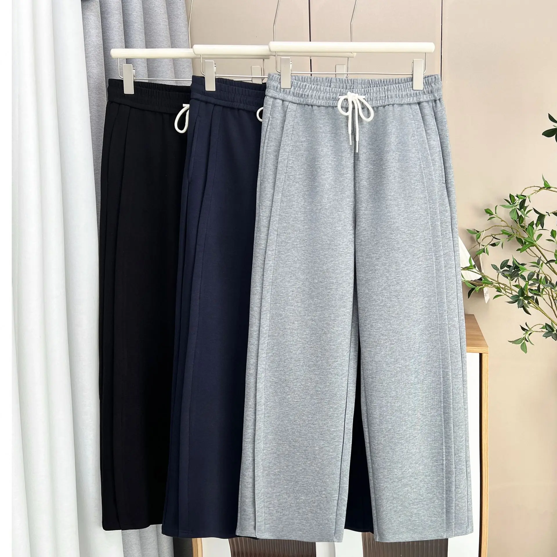 XXXXL Fashion Plus Size Women's Straight Leg Pants Autumn Winter Simple three-dimensional Cut Fleece Warm Casual Trousers 5012