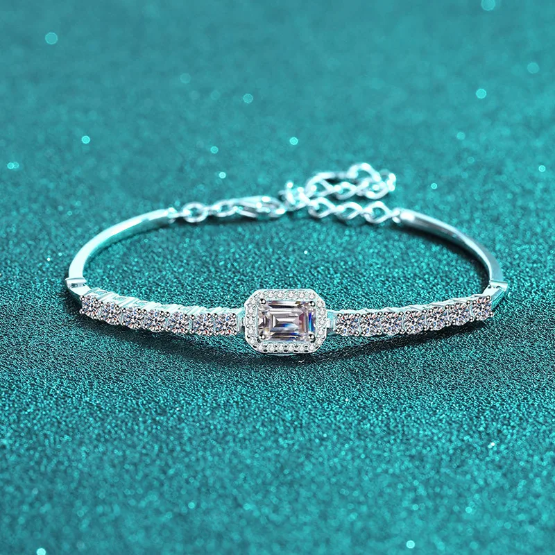 Рисунок 3 - Женский прямоугольный браслет из