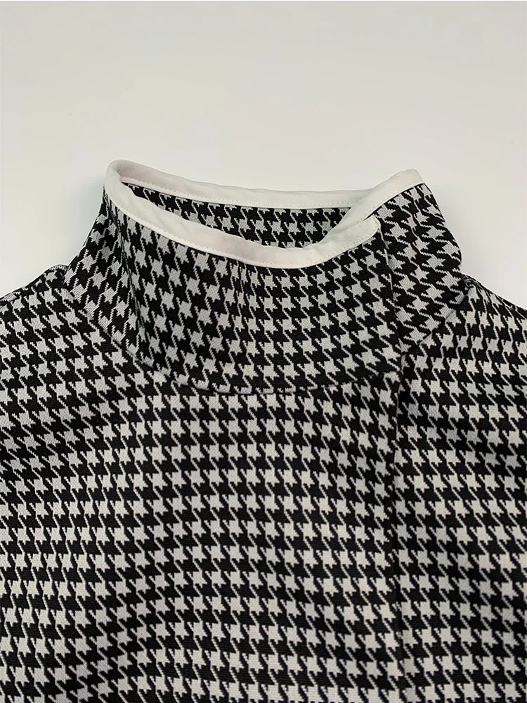 Slide image 82ef51ec5b8f4572985f98f4b273bc31