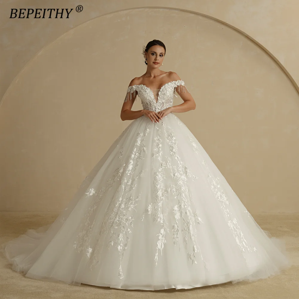BEPEITHY  Off Shoulder Sleeveless Flore Princess Wedding Gown 2022 For Women Cheap Online Ivory V Neck Lace Bridal Dresses