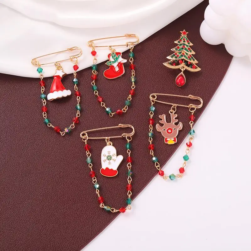 

11styles Christmas Enamel Pin Santa Claus Snowflake Snowman Garland Sock Deer Bell Tree Brooch Badge New Year Jewelry Gift Kids