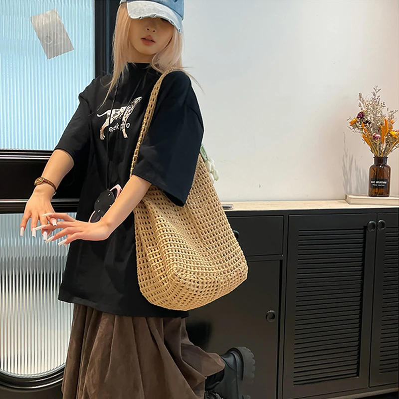 New Sweet Crochet Shoulder Bag Leisure with Tulip Pendant Beach Hollow Handbag Solid Color Vacation Woven Totes Bag Summer