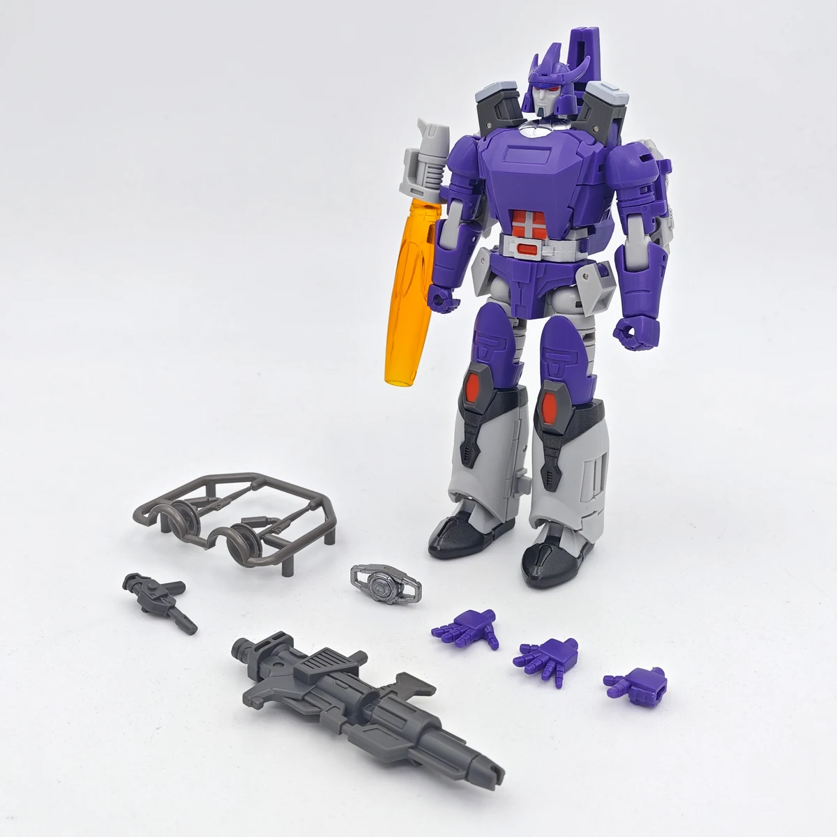 GYHTOYS Transformation G1 Advanced Galvontron 8811 Galvatron