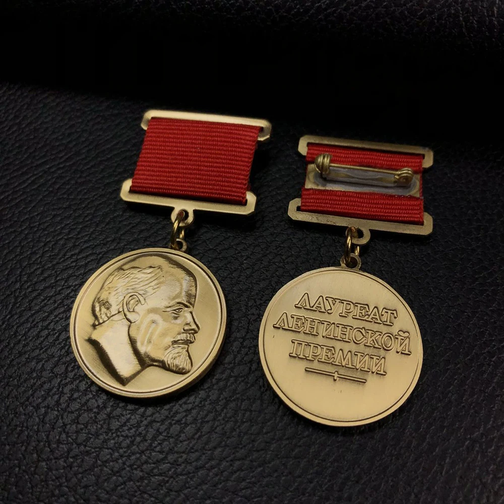 コレクション AK47 Commemorative Medal Soviet Russia