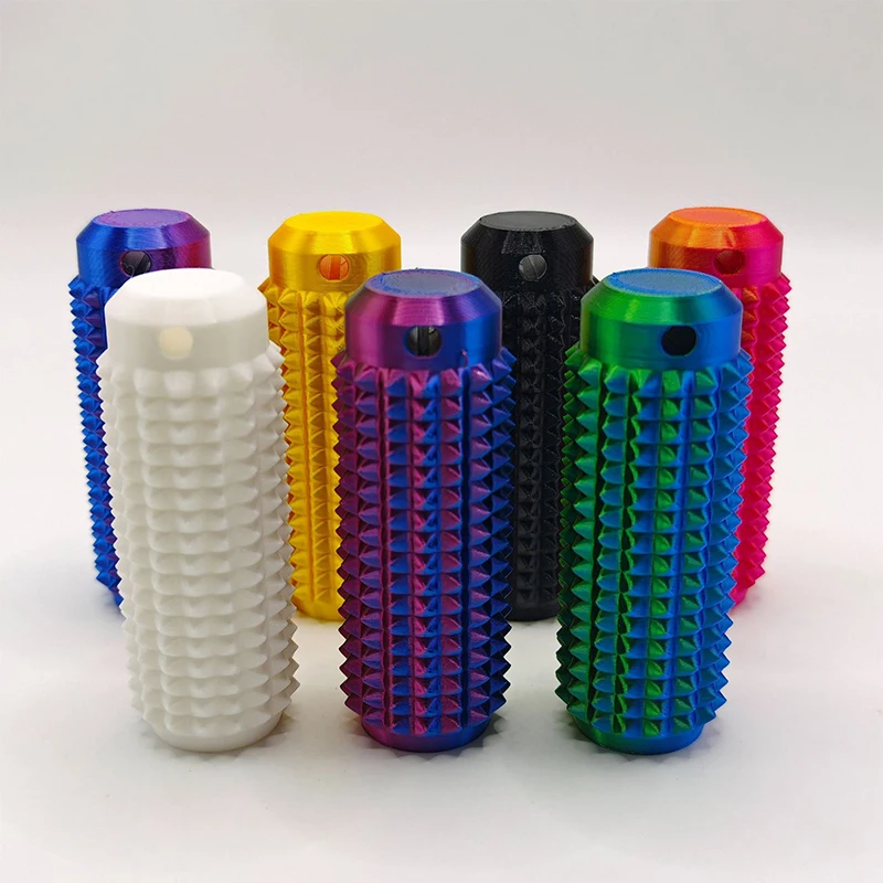 Little Relieve Depression Toys 7 Color Mini Fidget Toy Spiky Grippie Stimution Keychain For Anxiety Friend Gifts