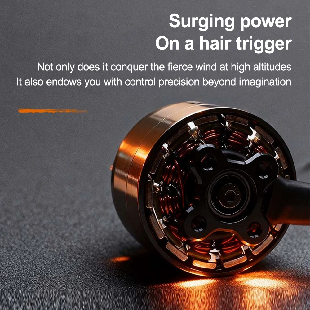Moteur brushless 400kV pour drone FPV posé sur une surface sombre