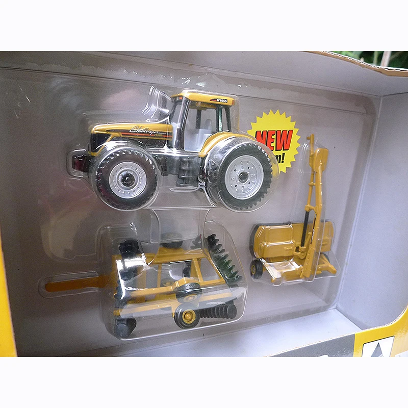 Diecast Alloy 1:64 Challenger Tractor Trailer Farm Set Model