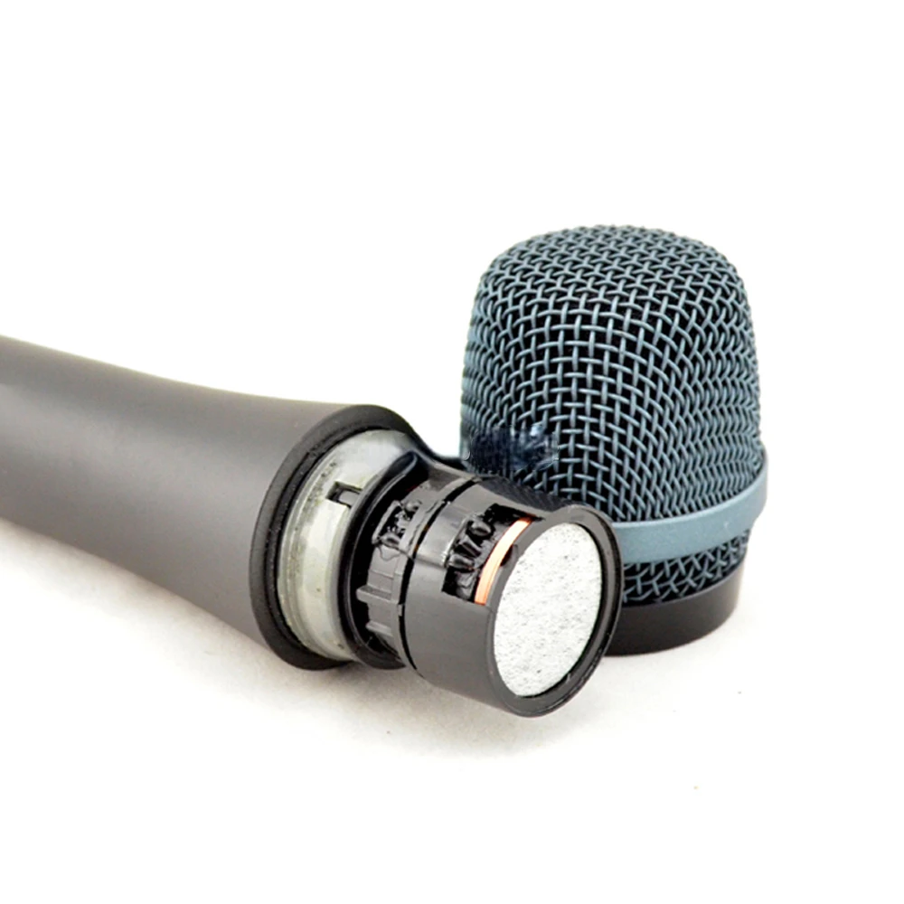 Handheld Wired Microphone E935 Wired Dynamic Supercardioid Professional Vocal Stage Show Mobile Microphone