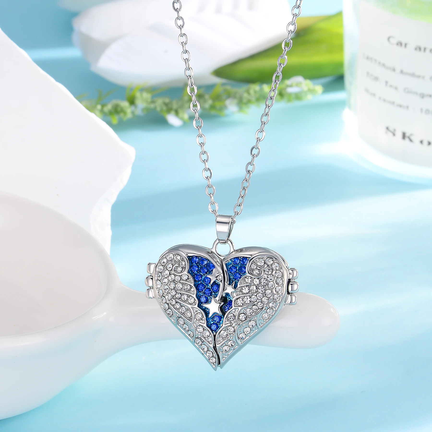 Collana Urna Per Ceneri A Forma Di Cuore Con Ali D'Angelo - Gioiello Cremation In Acciaio Inox 316L Con Pietra Portafortuna - 3