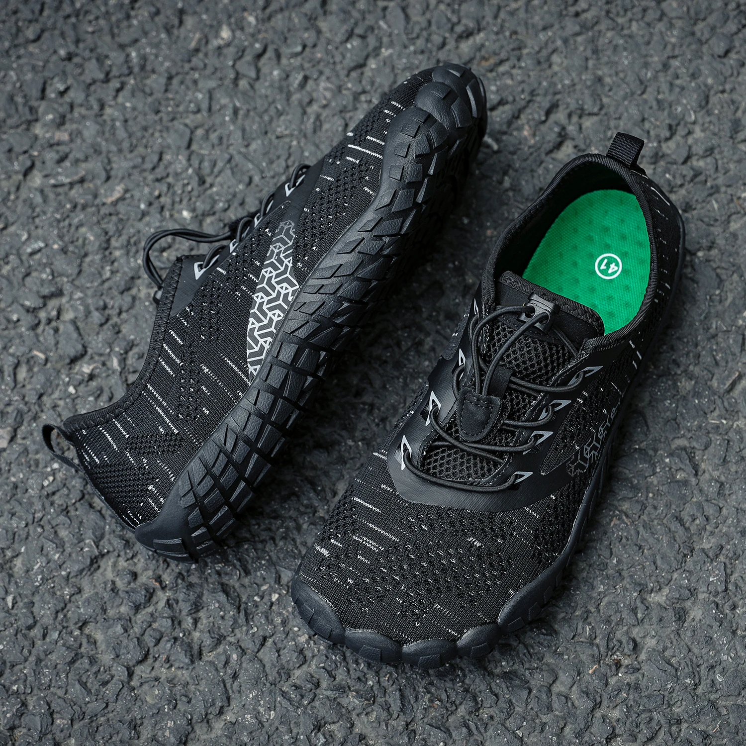 Breathable Quick-Dry Aqua Shoes for Beach and River Adventures