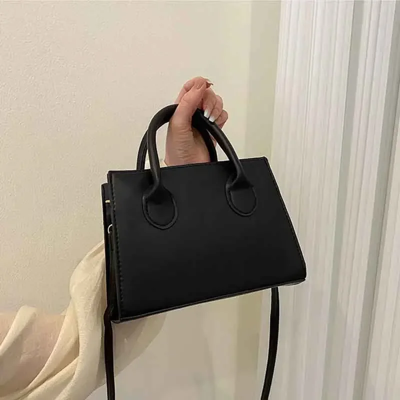 Minimalist Black Small Square Bag All-Match Top Handle Purse Classic Shoulder Bag for Work Women Handbags Crossbody Bags Purse