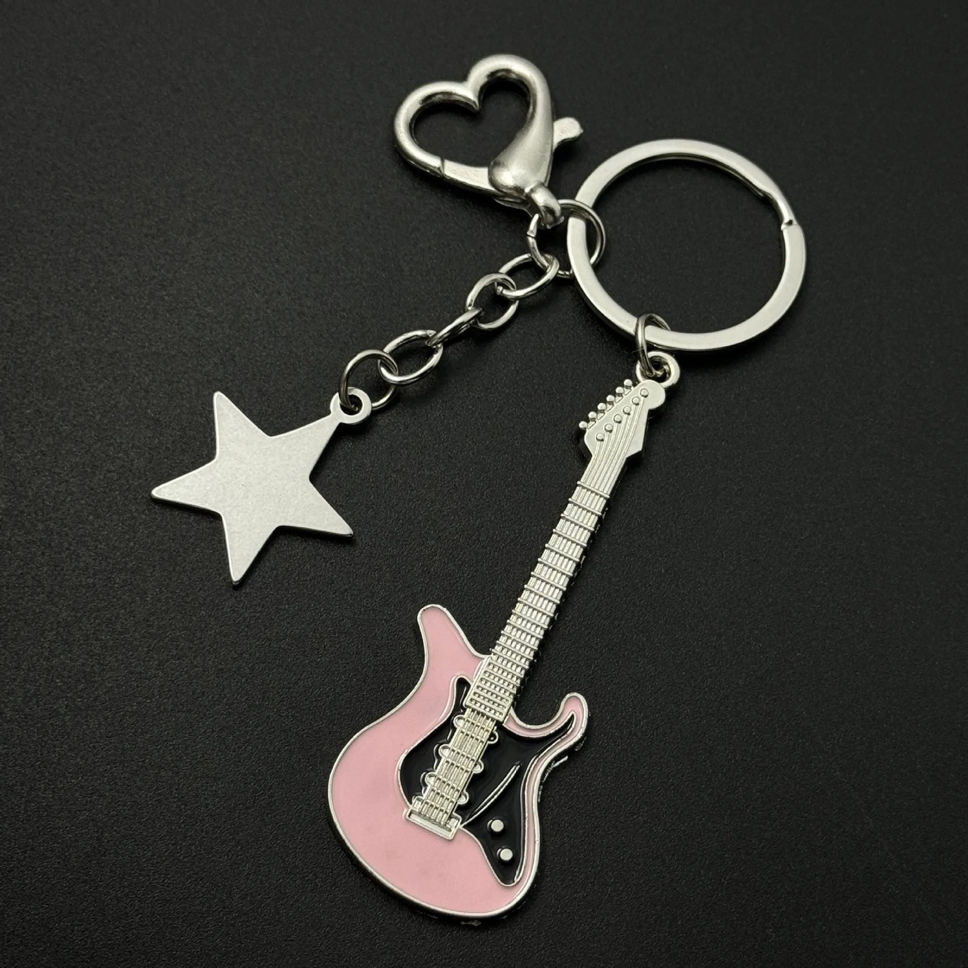 Y2k Guitar Love Heart Key Chain for Men Women Star Sweet Keychain Cool Trendy Fashion Pendant Rock Punk Vintage Accessories Gift