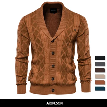 Cardigan Argyle in cotone AIOPESON uomo Casual monopetto tinta unita Business uomo Cardigan New Winter Fashion maglione uomo 1