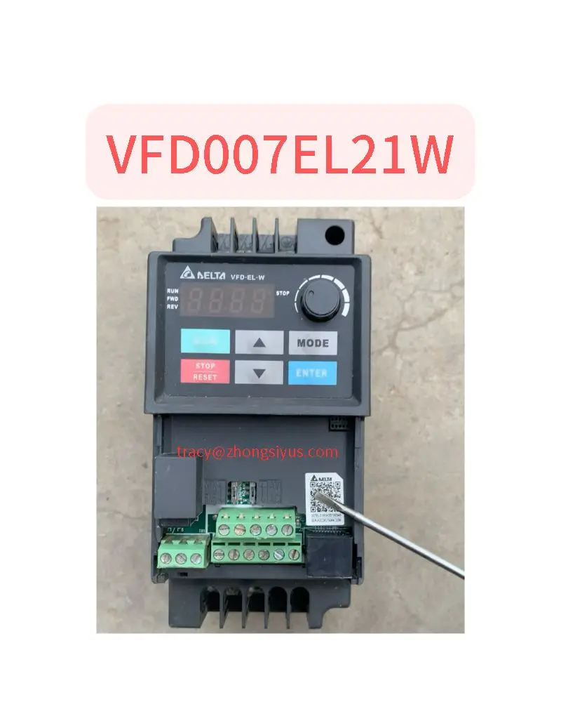 

Used inverter 750W single phase input VFD007EL21W, test function normal