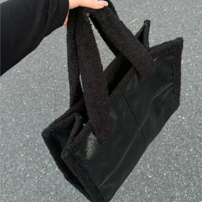 Retro Panel Faux Shearling Tote Bag Women Plush Leather Large Capacity Shoulder Bags Ladies 2025 New Autumn Winter Crossbody Bag