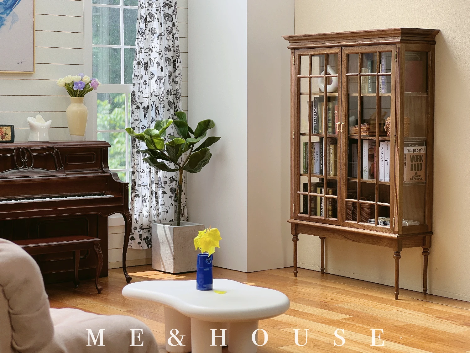 1/6 bjd ob11 miniature dollhouse furniture Mini model Glass cabinets/display cabinets 2