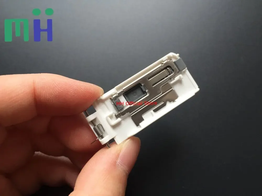 デジカメ　Panasonic DMC-LX7 【バッテリーカバー故障】 白色) 新しいパナソニック LX7 ライカ D-Lux6 バッテリーカバー蓋ドア