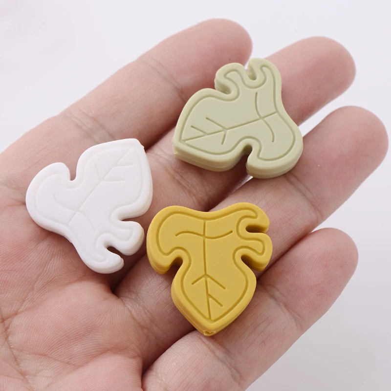 10Pcs/Lot 26x28mm Leaves Shape Beads Food Grade Silicone Teether Beads for Baby Pacifier Chain Necklace Accessories BPA Free