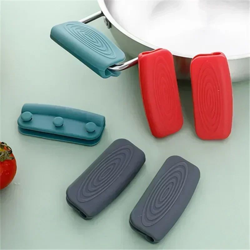 

2PCS/Set Pot Pan Silicone Saucepan Handle Cover Heat Insulation Pot Earmuffs Anti-hot Microwave Pan Grip Kitchen Tools