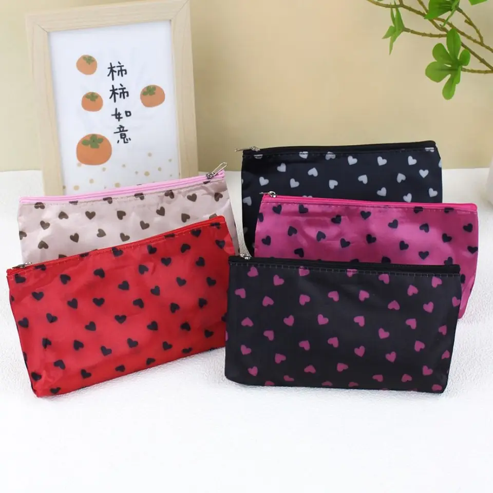 Kosmetiktasche mit Herzmuster, modisches Design, multifunktional, mit Reißverschluss, großes Fassungsvermögen, professionell_voghion.com