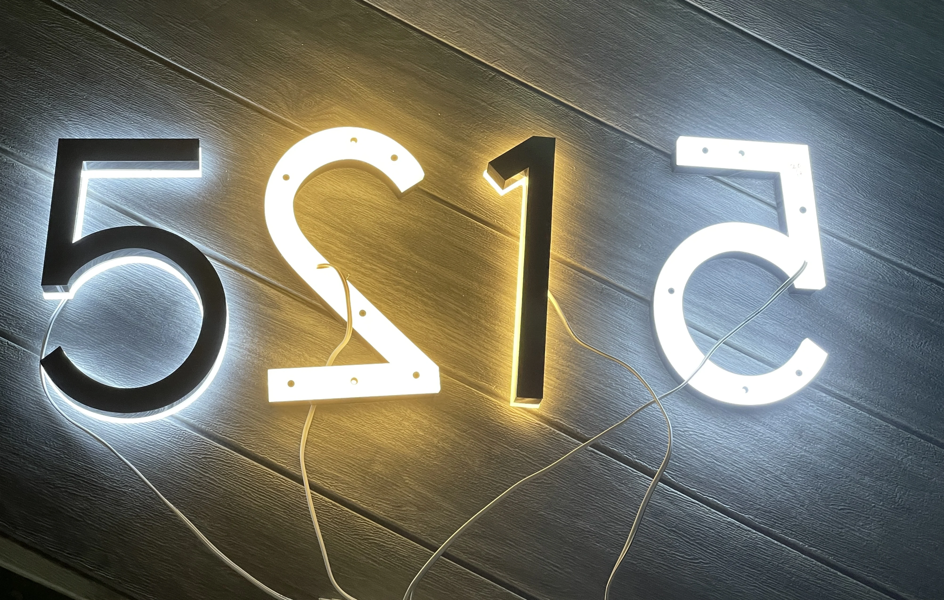 Metal 3D Led House Numbers For house Light Outdoor Waterproof Home Hotel Door Plates Stainless Steel Letter Sign Address Number