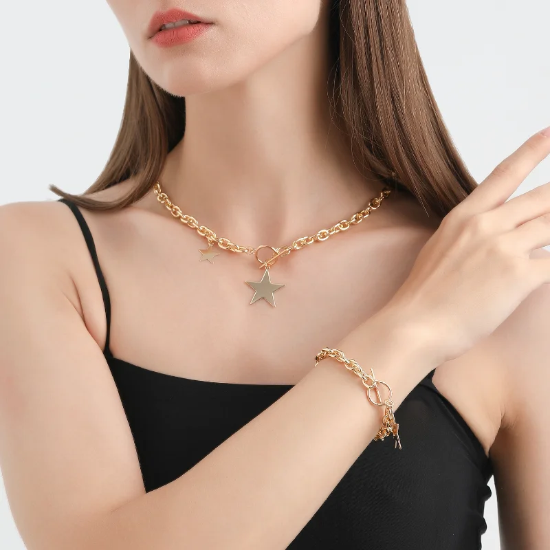 Kpop Fashion Necklace Image 2