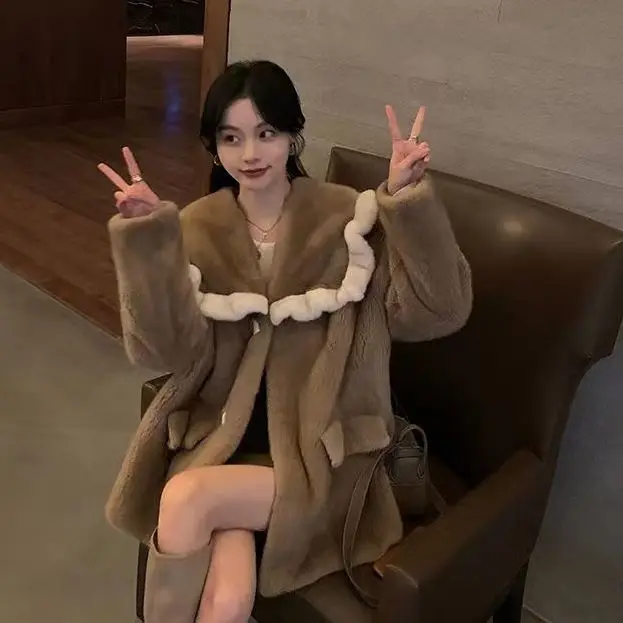 Женское теплое пальто из искусственного